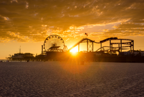 sunset shot of the Santa Monica amusement park
